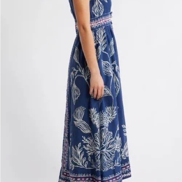 Lilly Pulitzer Daniella Midi Blue and White Sleeveless V-Neck Sundress - Picture 4 of 11